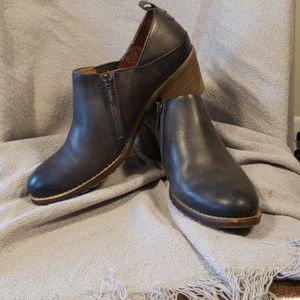 Pikolinos Black Short Bootie size 39